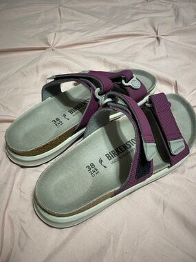 Birkenstock Kalahari Purple Pepper Safaris Women’s Like New Size 38